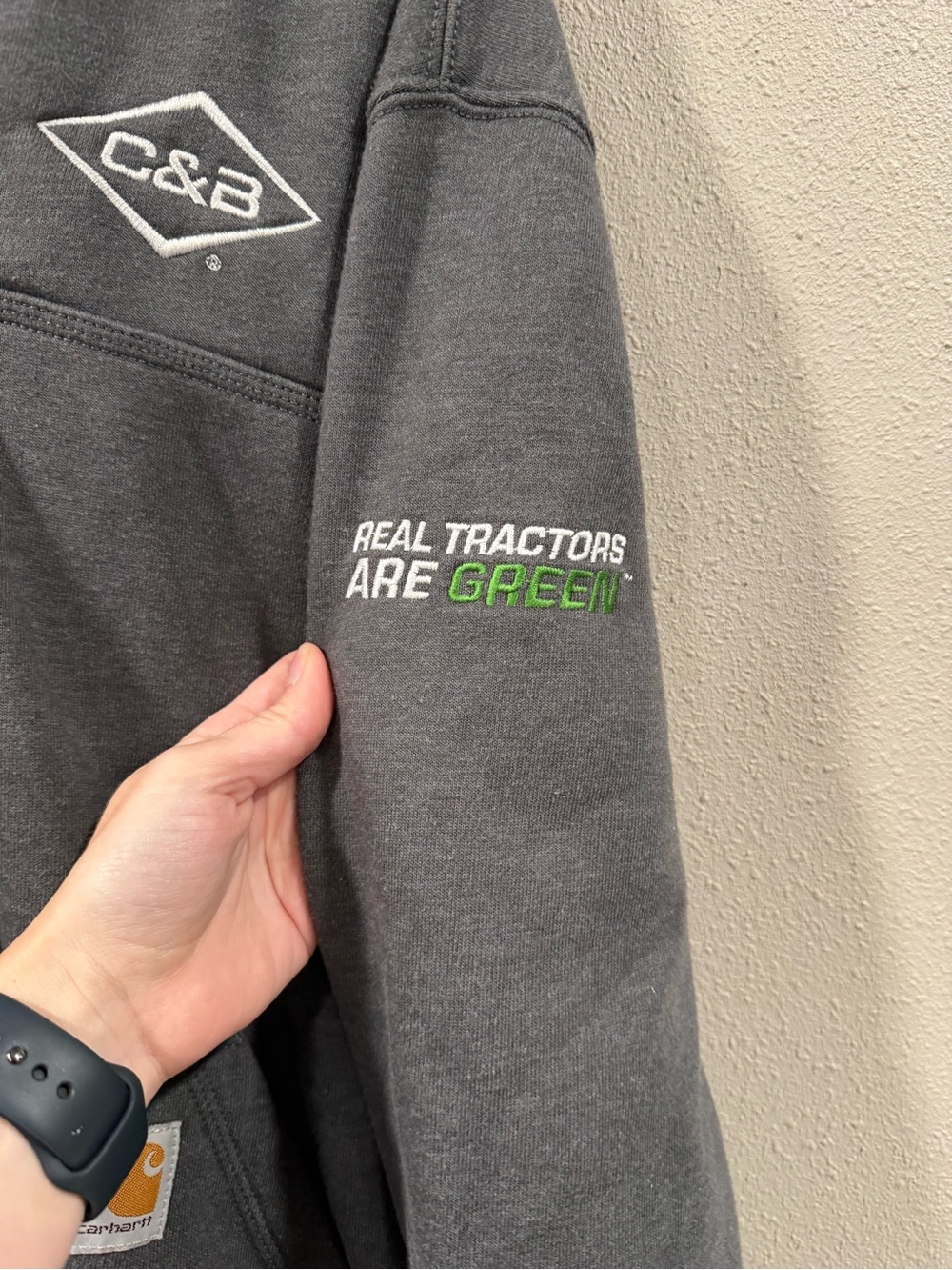 Carhartt Sweatshirt - Picture 2 of 5